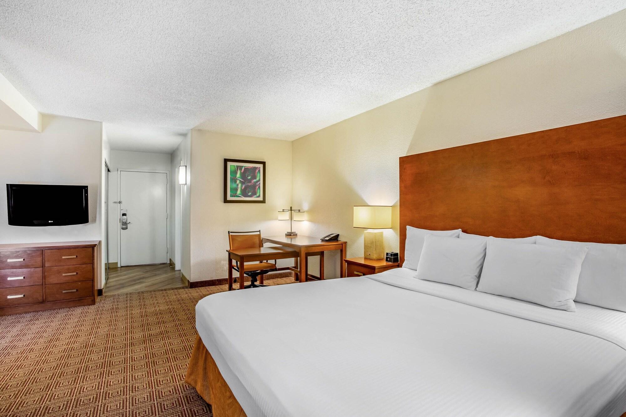 La Quinta By Wyndham Danbury Hotell Exteriör bild