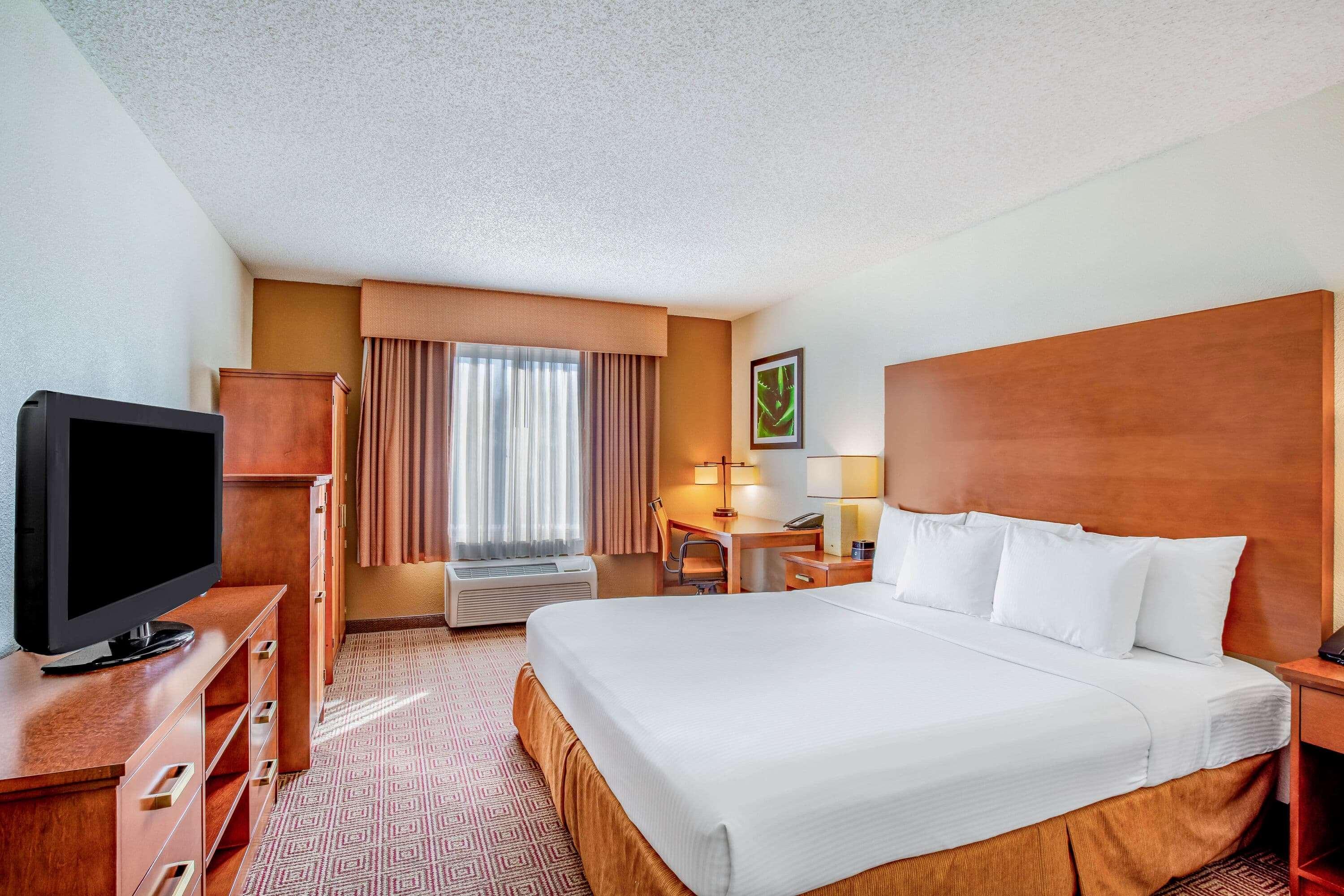 La Quinta By Wyndham Danbury Hotell Exteriör bild