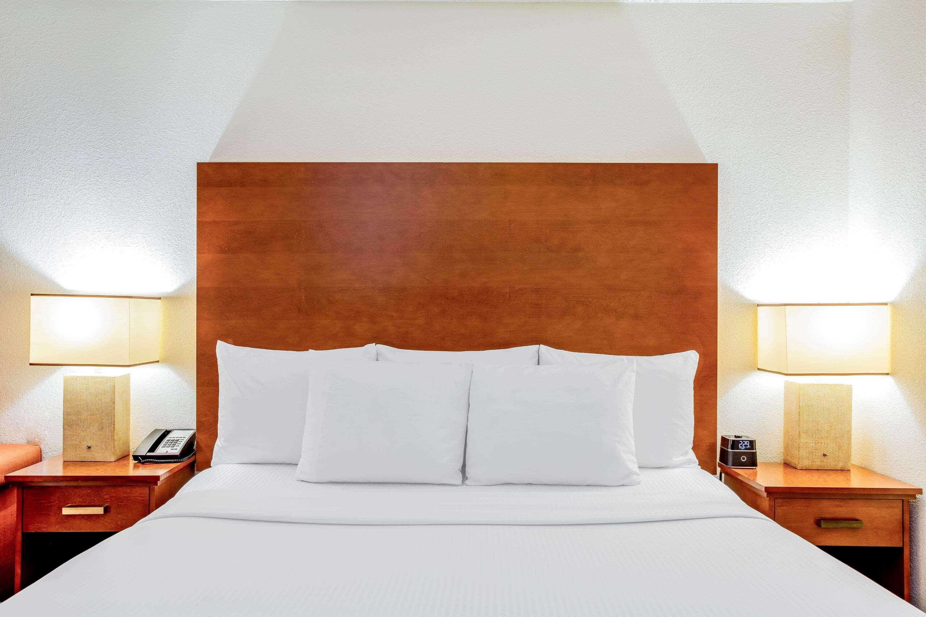 La Quinta By Wyndham Danbury Hotell Exteriör bild